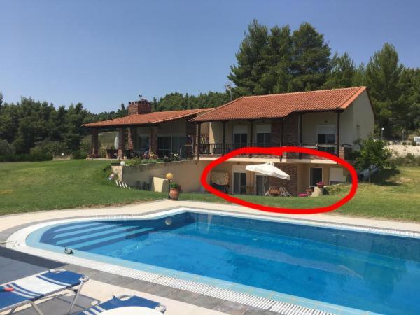 Villa Sourouko Палиурион Екстериор снимка